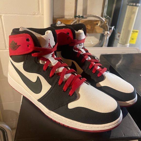 Jordan 1 - Picture 7 of 7